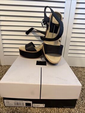 Dolce Vita Black Leather Platform Sandals with Ankle Strap